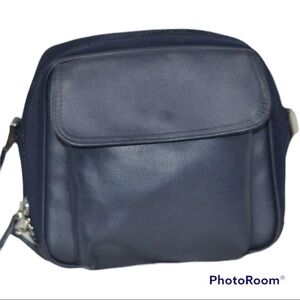 Liz Claiborne Crossbody Organizer